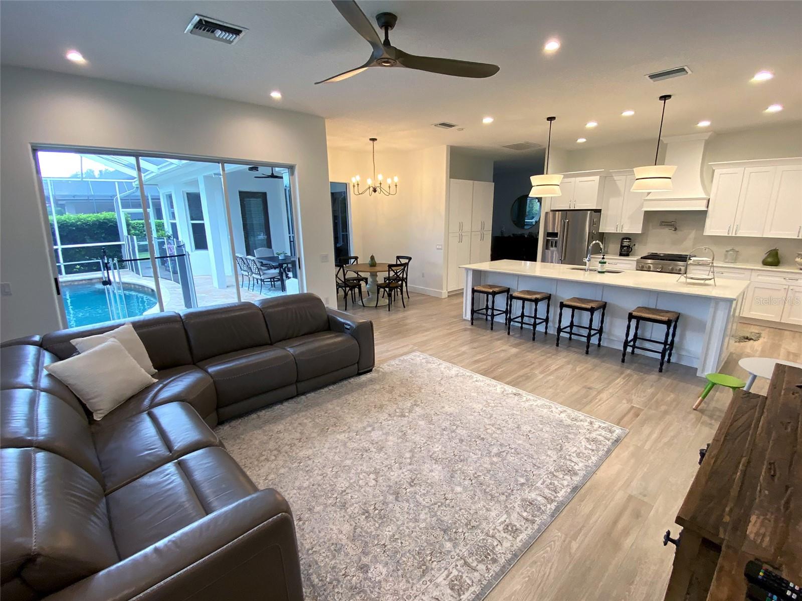 Image 3 of 54 For 1543 Parilla Circle