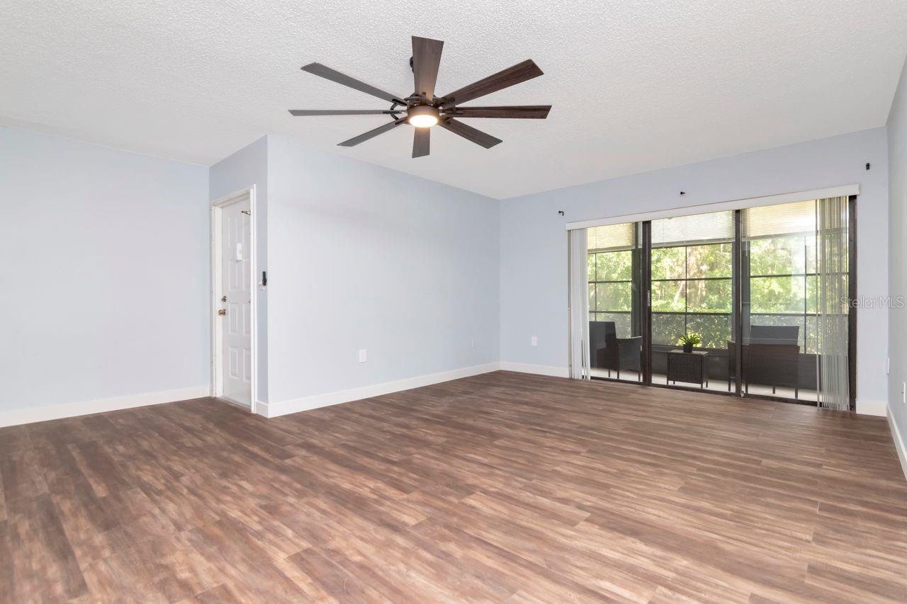 Image 2 of 33 For 1258 Pine Ridge Circle W G1
