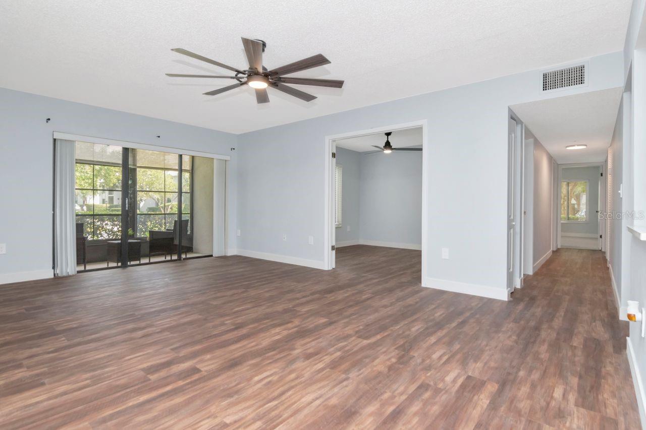 Image 3 of 33 For 1258 Pine Ridge Circle W G1