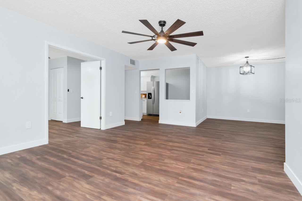 Image 9 of 33 For 1258 Pine Ridge Circle W G1