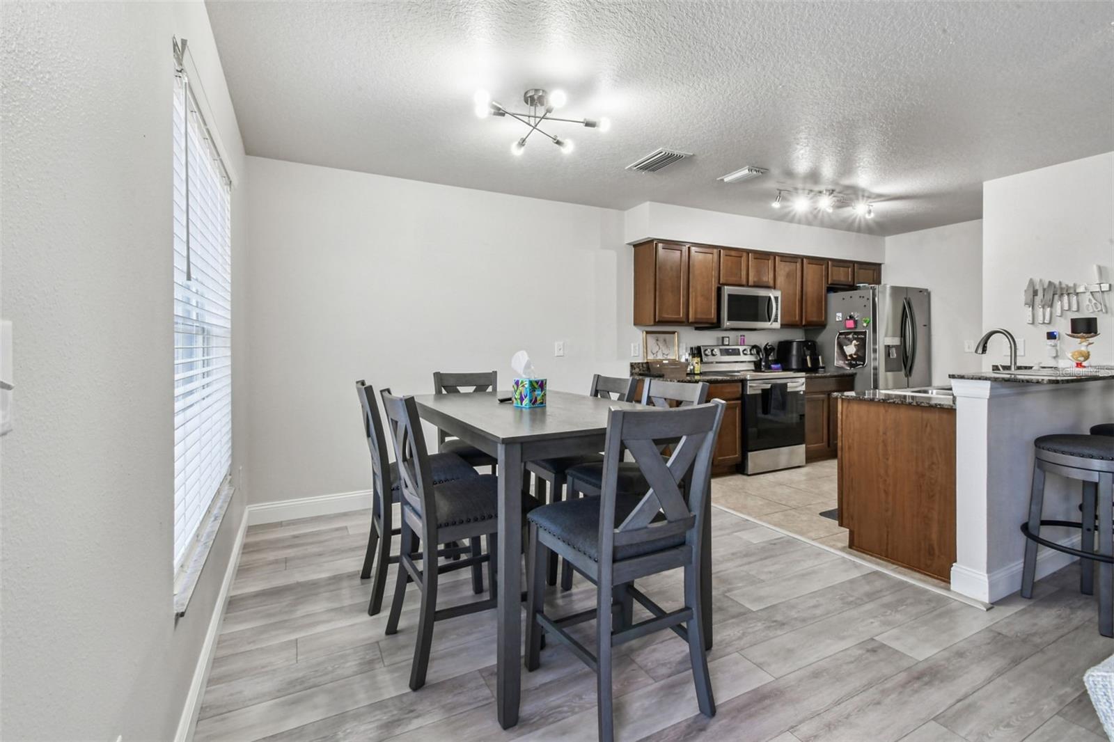 Image 11 of 72 For 17347 Mint Leaf Lane