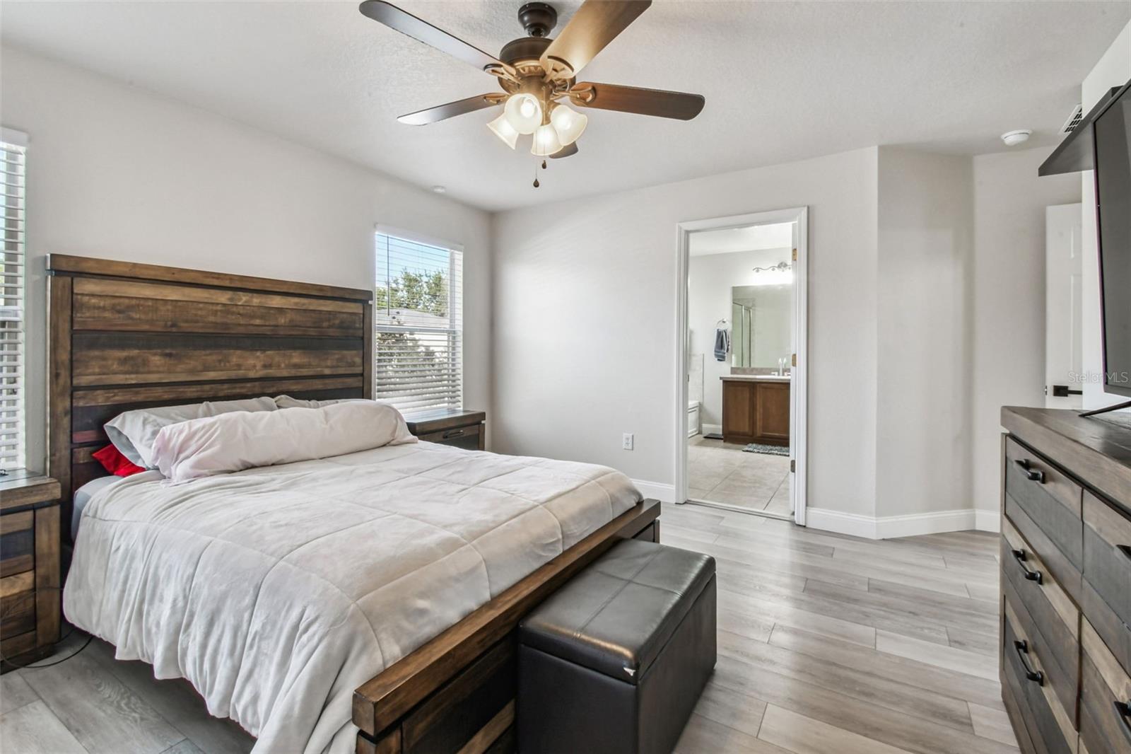 Image 28 of 72 For 17347 Mint Leaf Lane