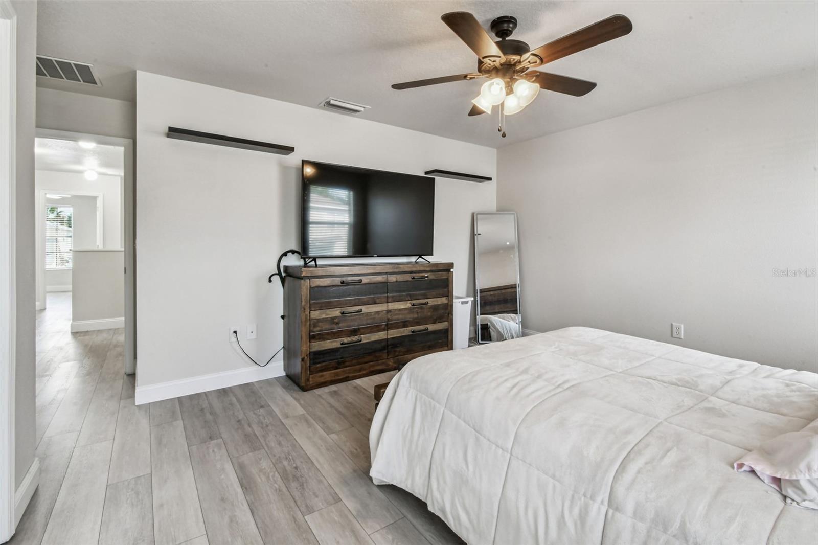 Image 30 of 72 For 17347 Mint Leaf Lane