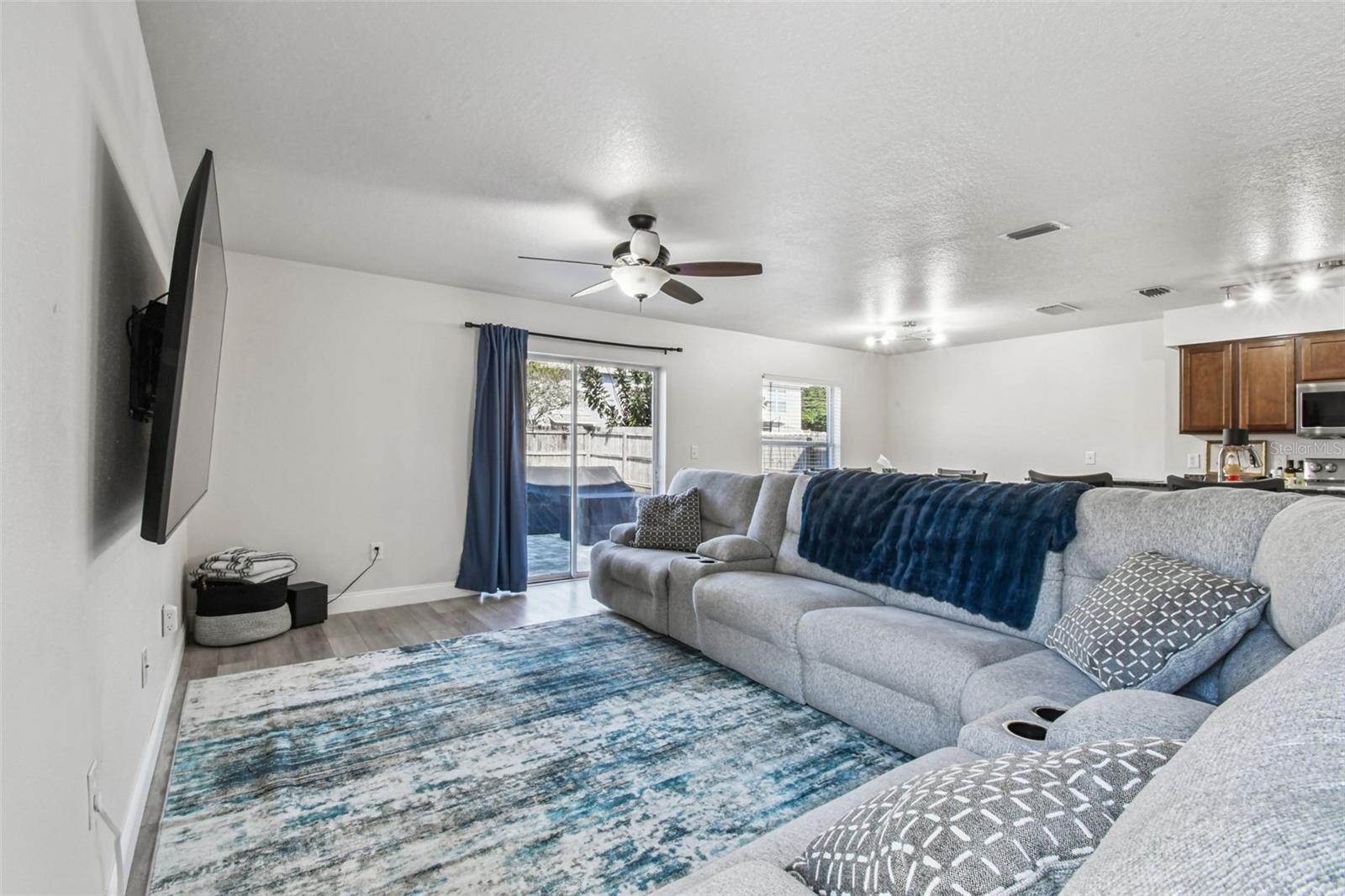 Image 7 of 72 For 17347 Mint Leaf Lane