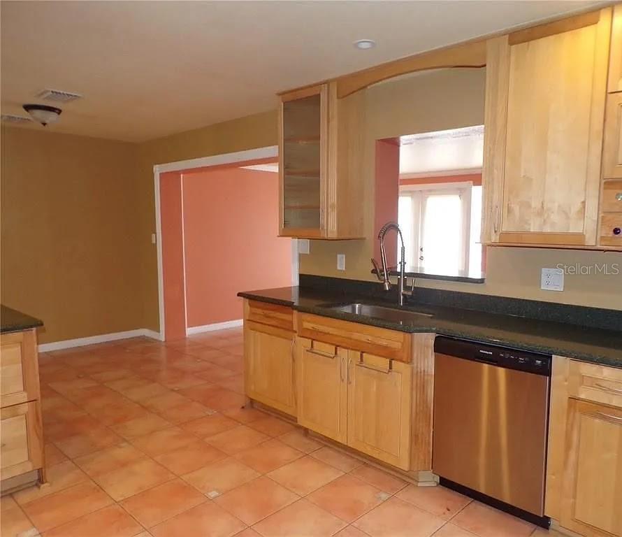 Image 3 of 11 For 270 Belaire Court