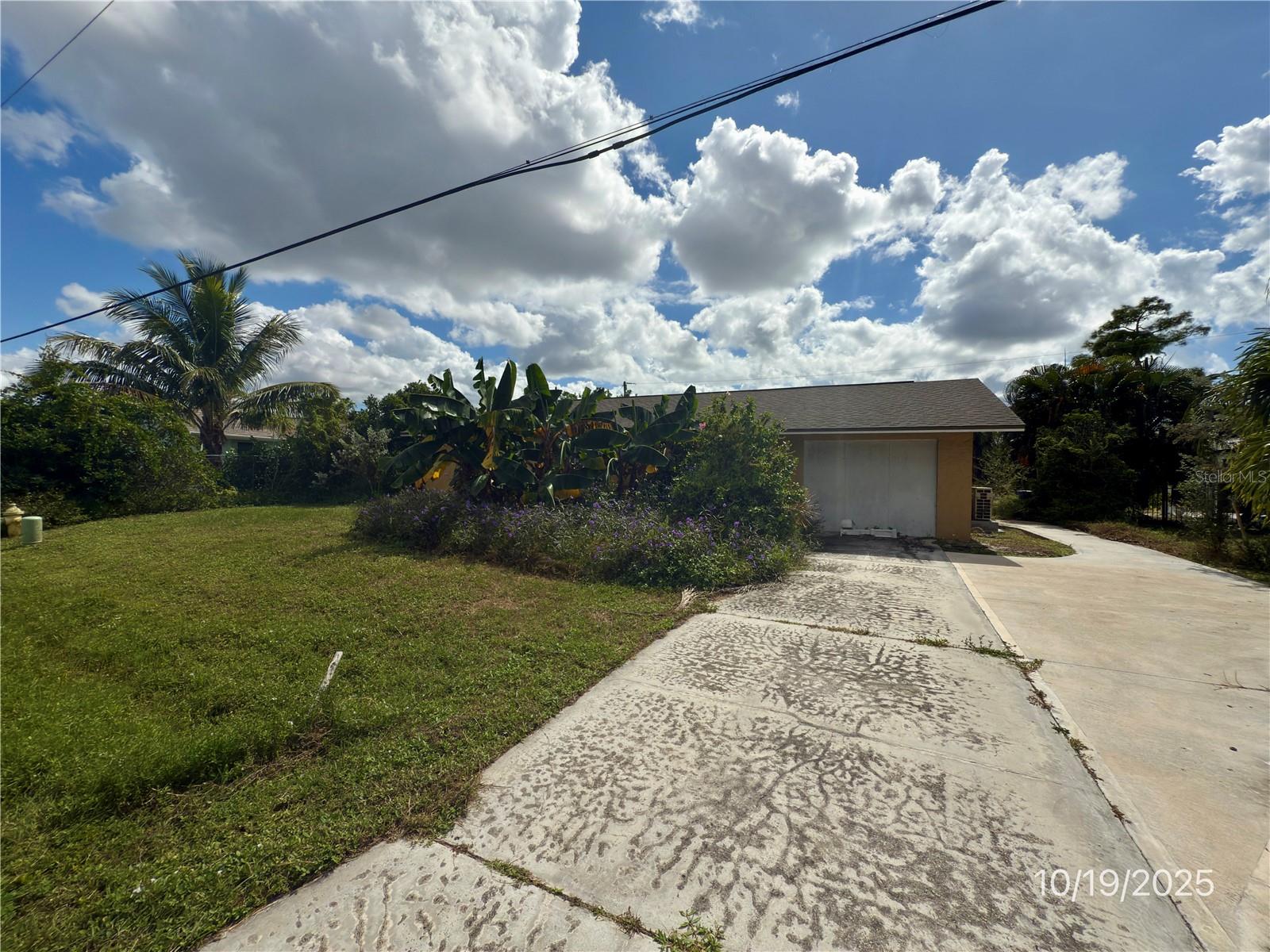 Details for 9112 Pineapple Road, FORT MYERS, FL 33967