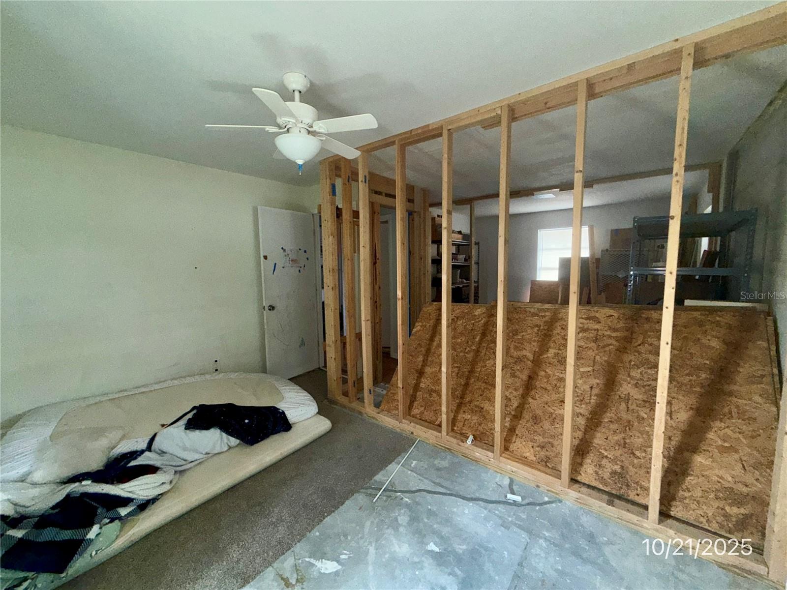 Image 12 of 34 For 9112 Pineapple Road