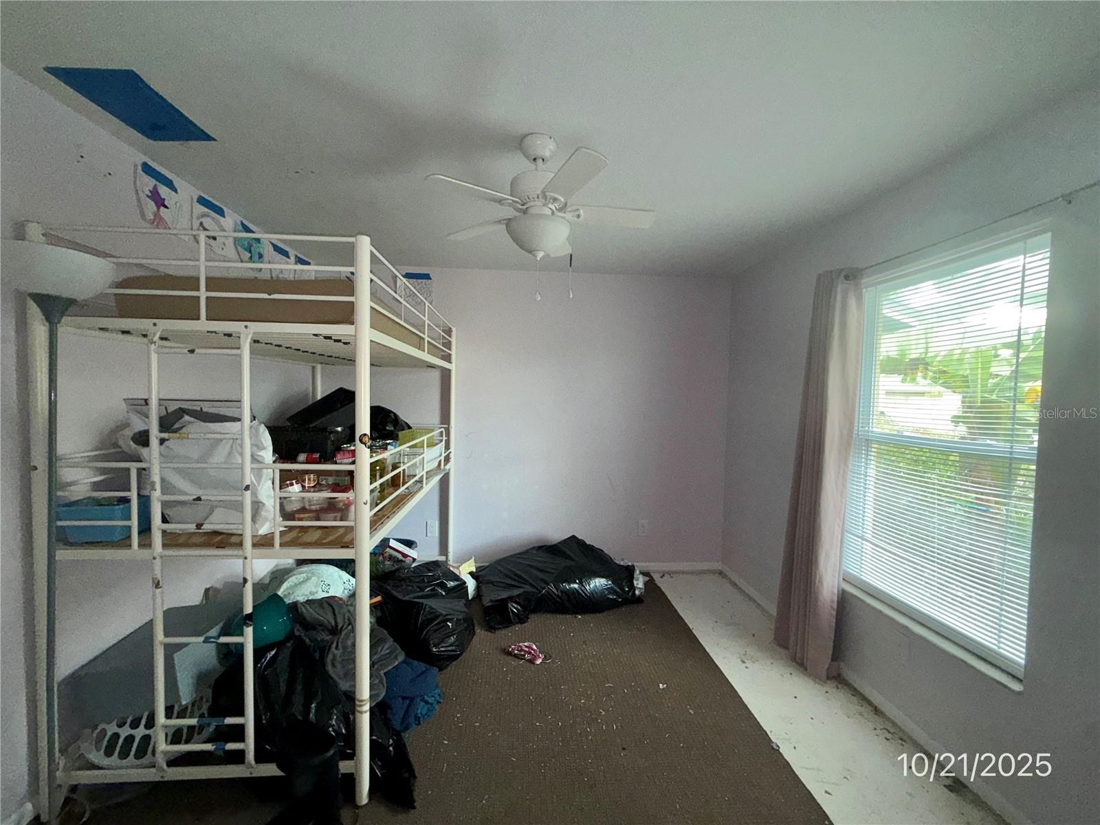 Image 13 of 34 For 9112 Pineapple Road