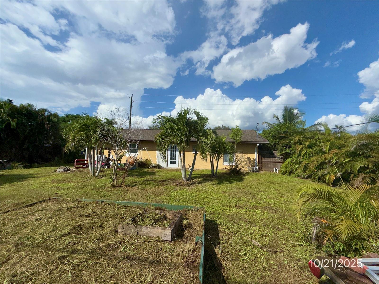 Image 22 of 34 For 9112 Pineapple Road