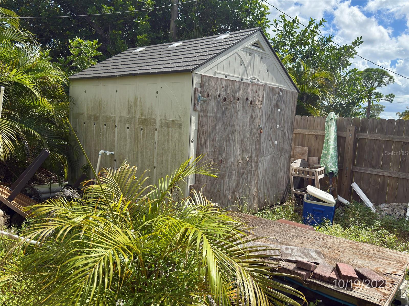 Image 28 of 34 For 9112 Pineapple Road