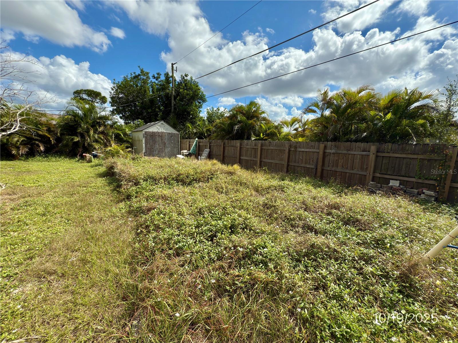 Image 5 of 34 For 9112 Pineapple Road