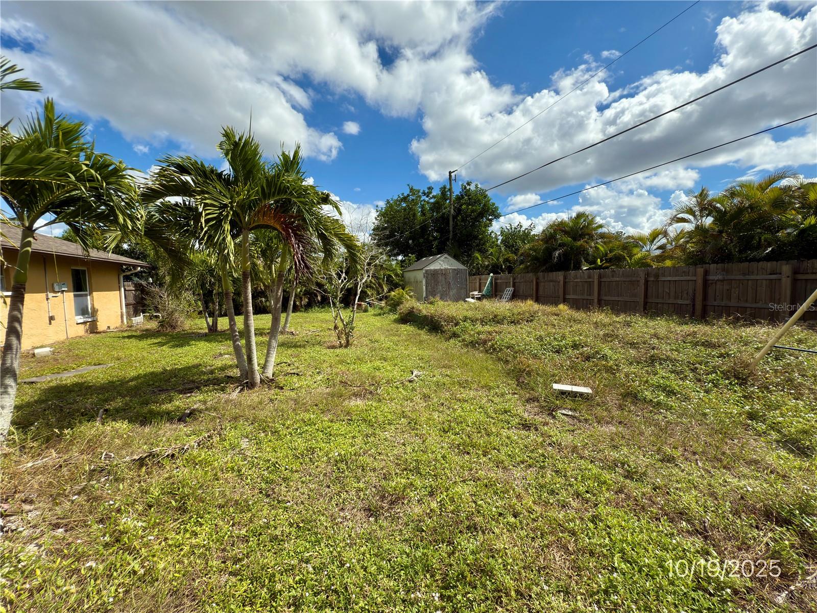 Image 7 of 34 For 9112 Pineapple Road