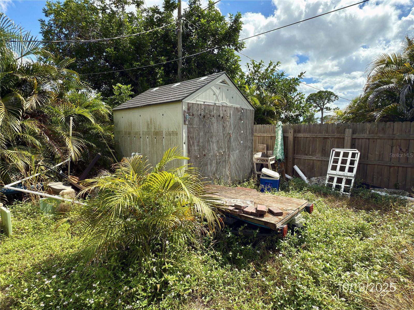 Image 8 of 34 For 9112 Pineapple Road