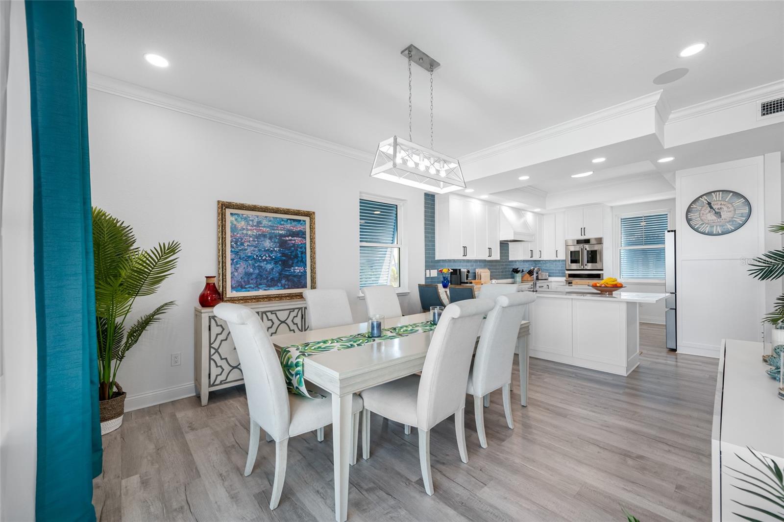 Image 16 of 89 For 2813 Kipps Colony Drive S