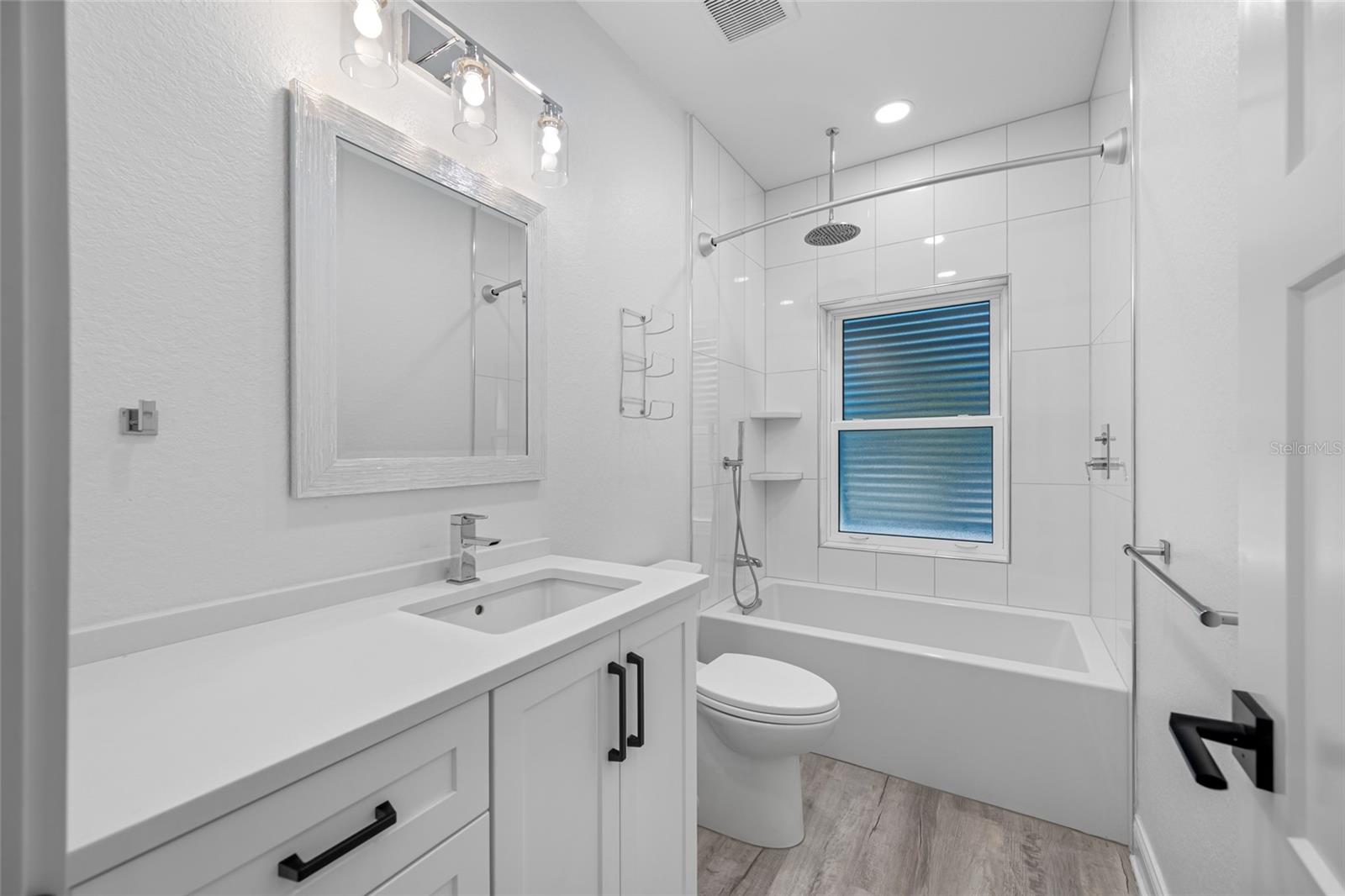 Image 46 of 89 For 2813 Kipps Colony Drive S