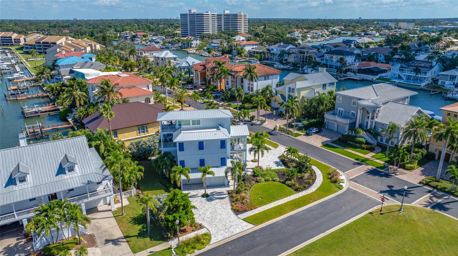 Image 72 of 89 For 2813 Kipps Colony Drive S