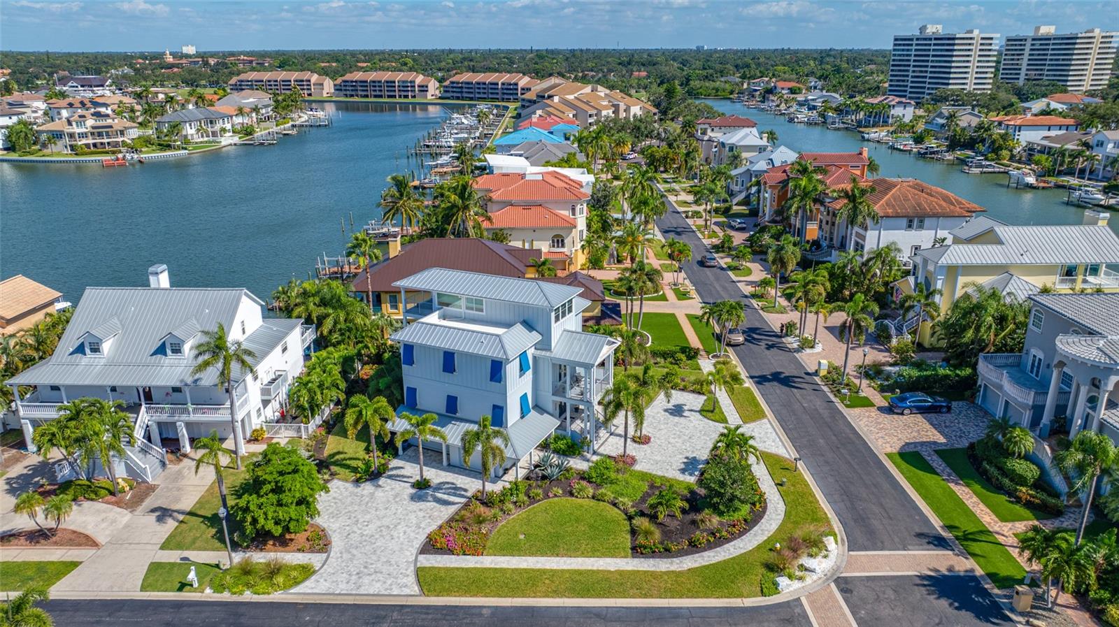 Image 74 of 89 For 2813 Kipps Colony Drive S