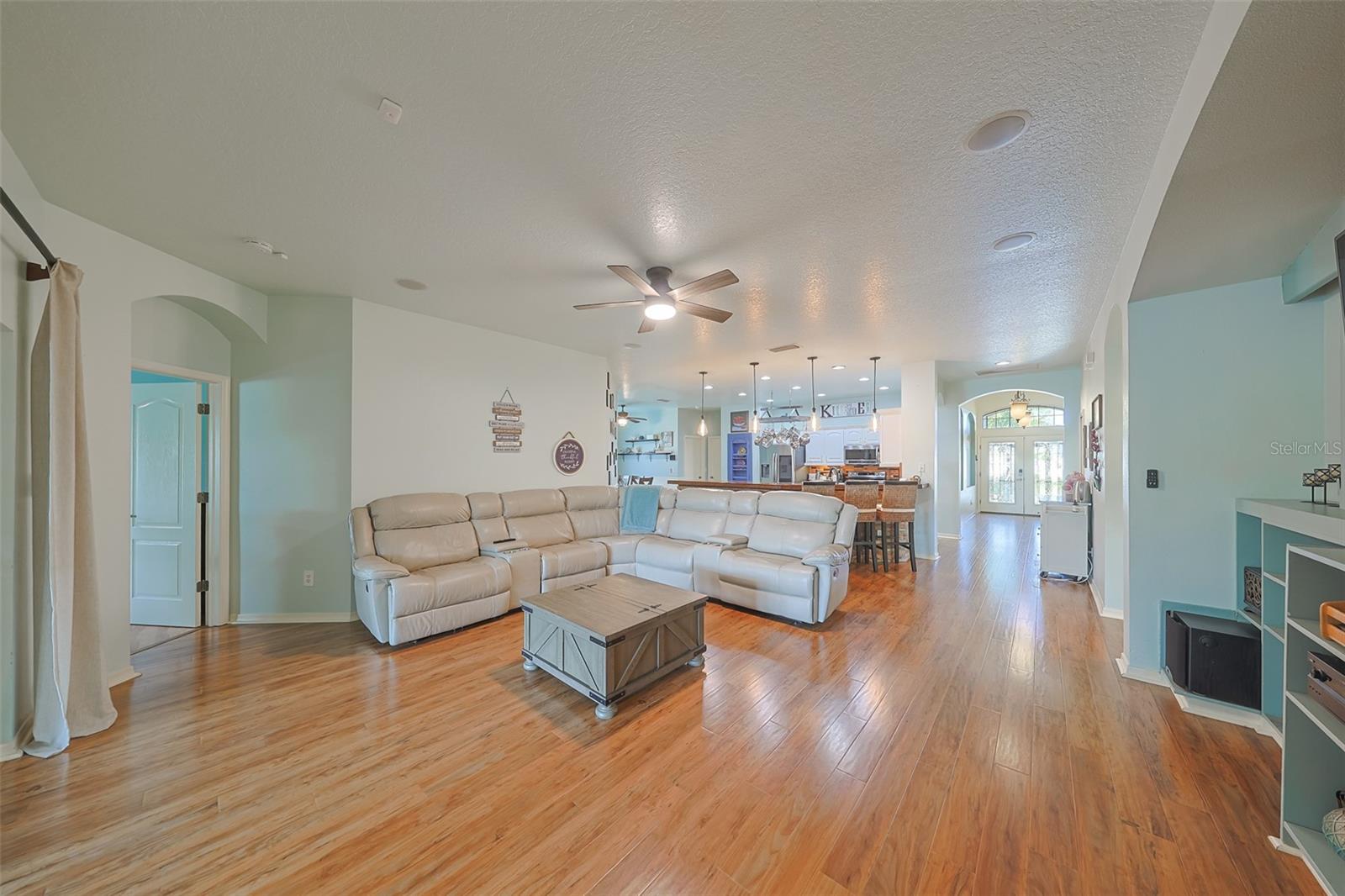 Image 24 of 55 For 1507 Mira Lago Circle