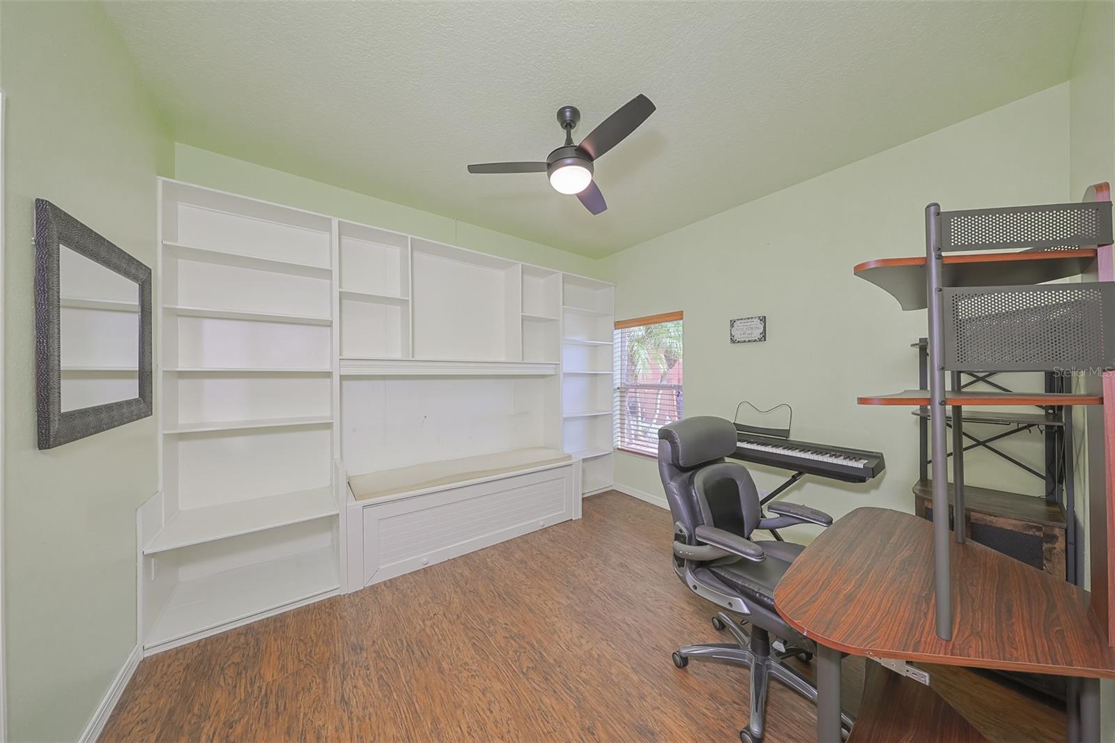 Image 38 of 55 For 1507 Mira Lago Circle