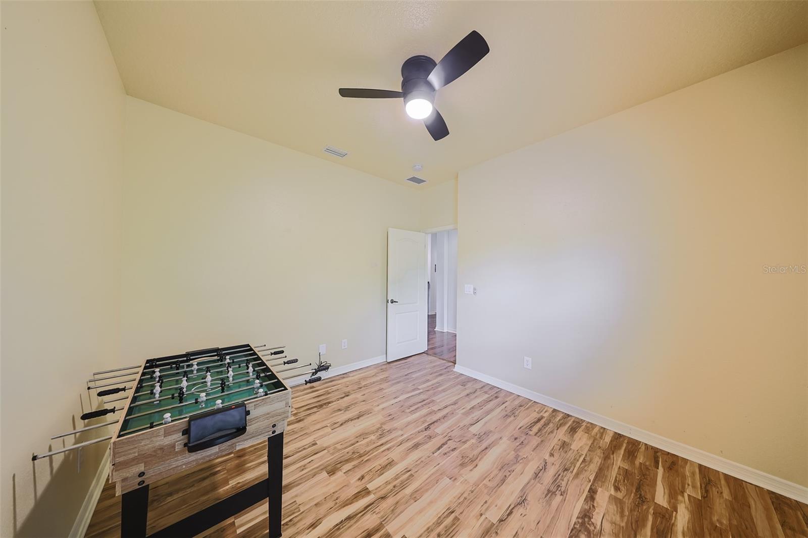 Image 41 of 55 For 1507 Mira Lago Circle