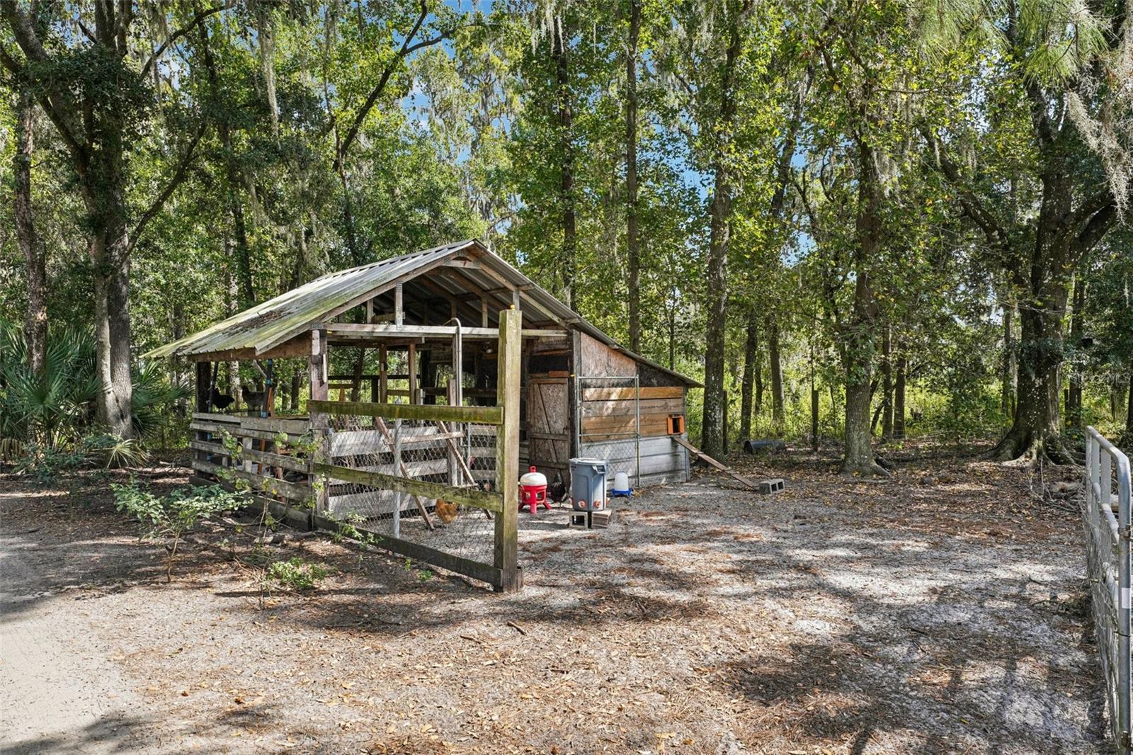 Image 17 of 25 For 7814 Turkey Creek Road