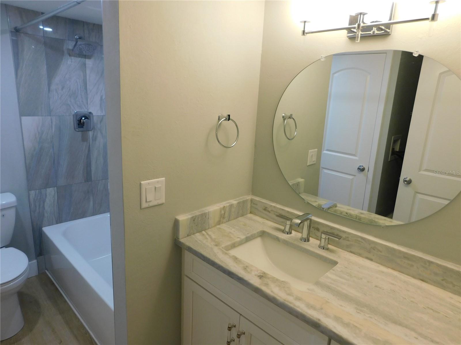 Image 14 of 33 For 3595 41st Lane S B