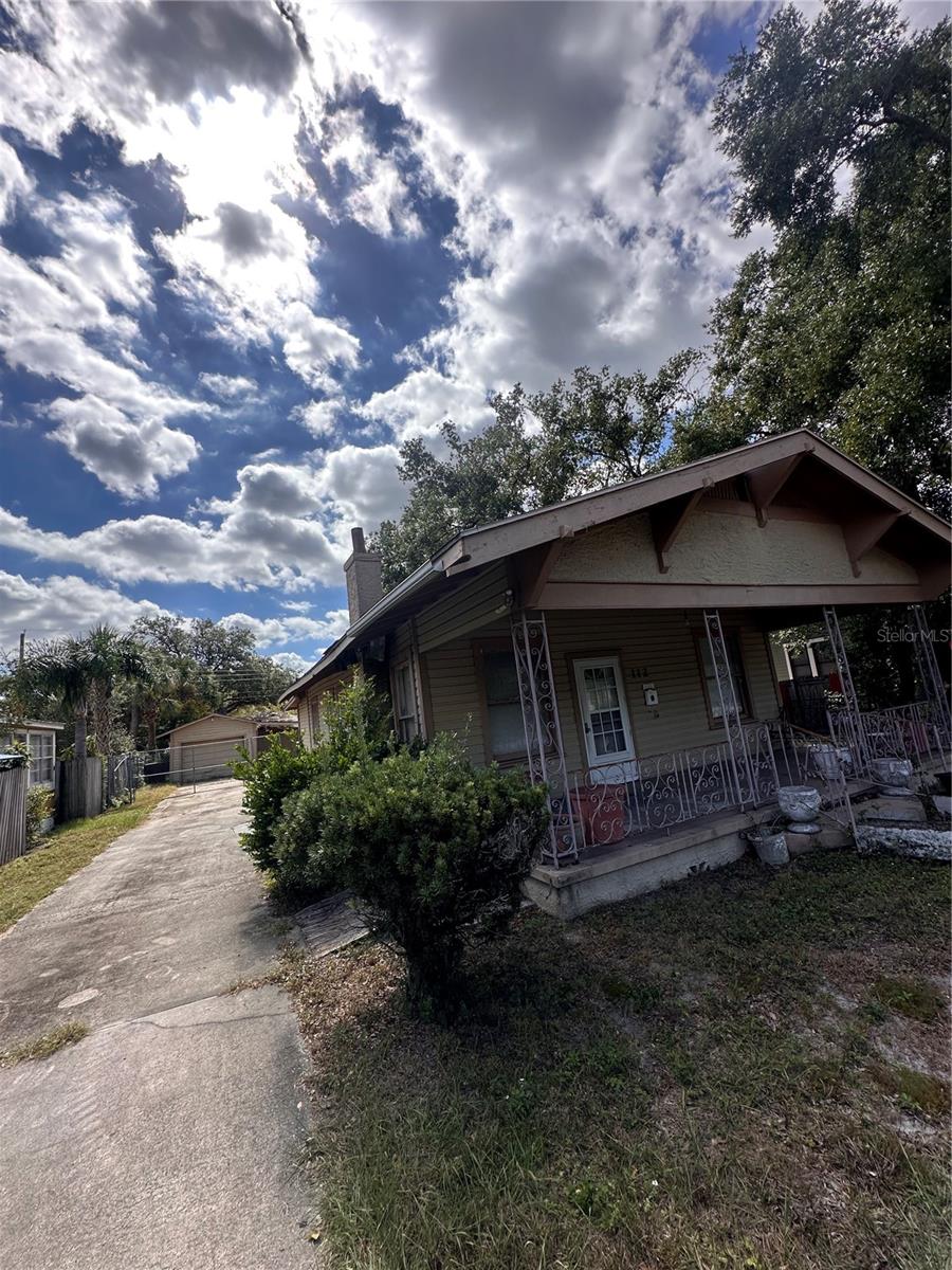 Image 4 of 6 For 112 Powhatan Avenue