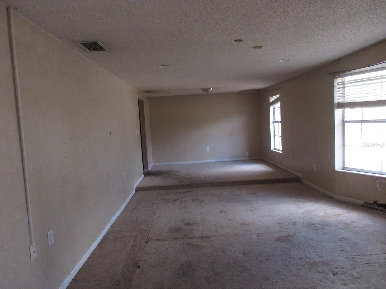 Image 2 of 9 For 19944 Hiawatha Road