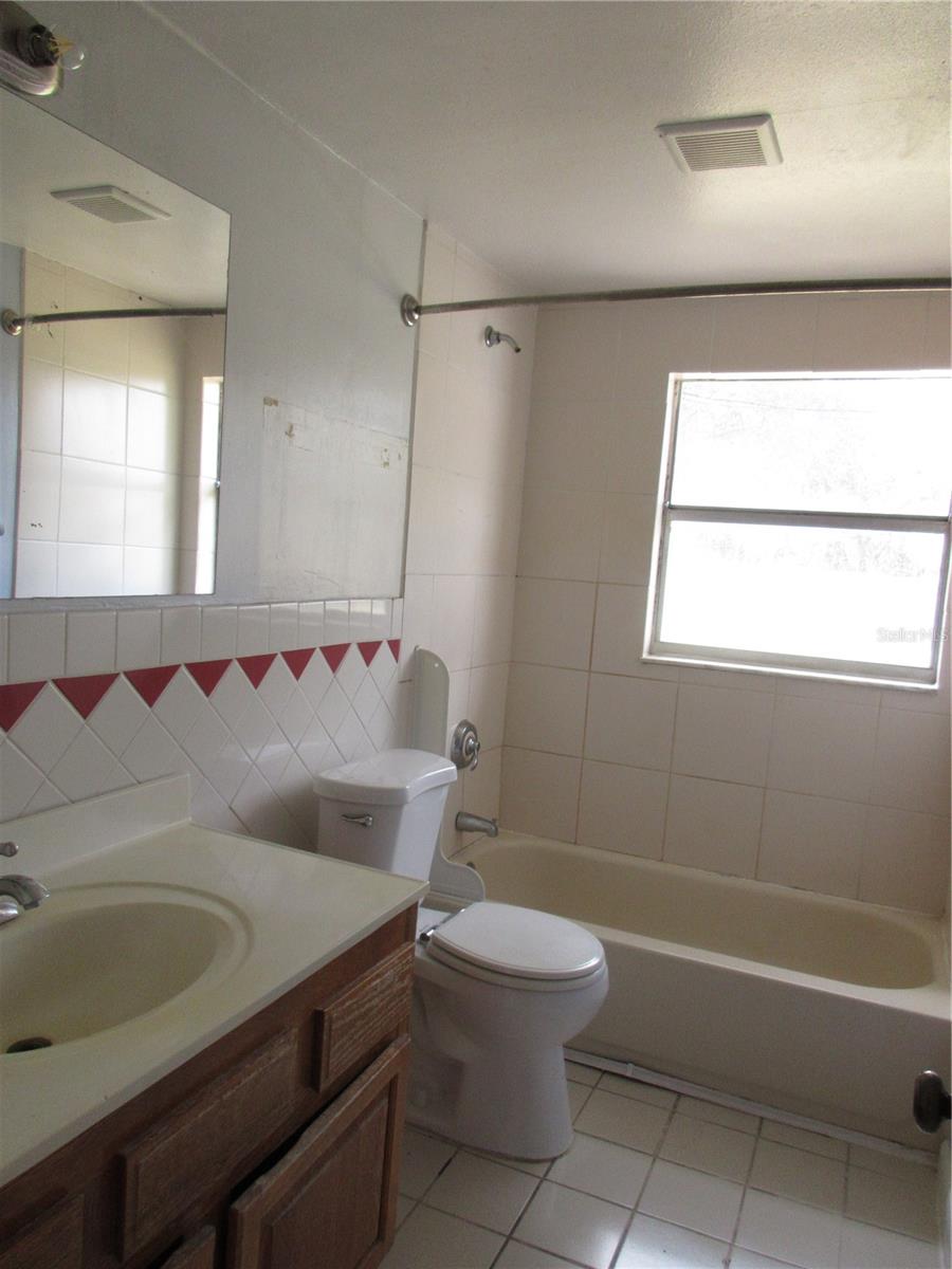 Image 9 of 9 For 19944 Hiawatha Road