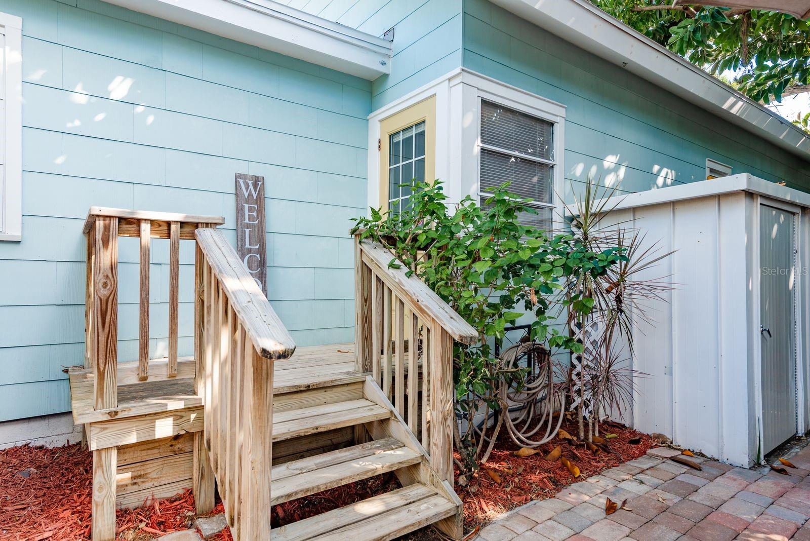 Image 22 of 30 For 1525 38th Avenue N