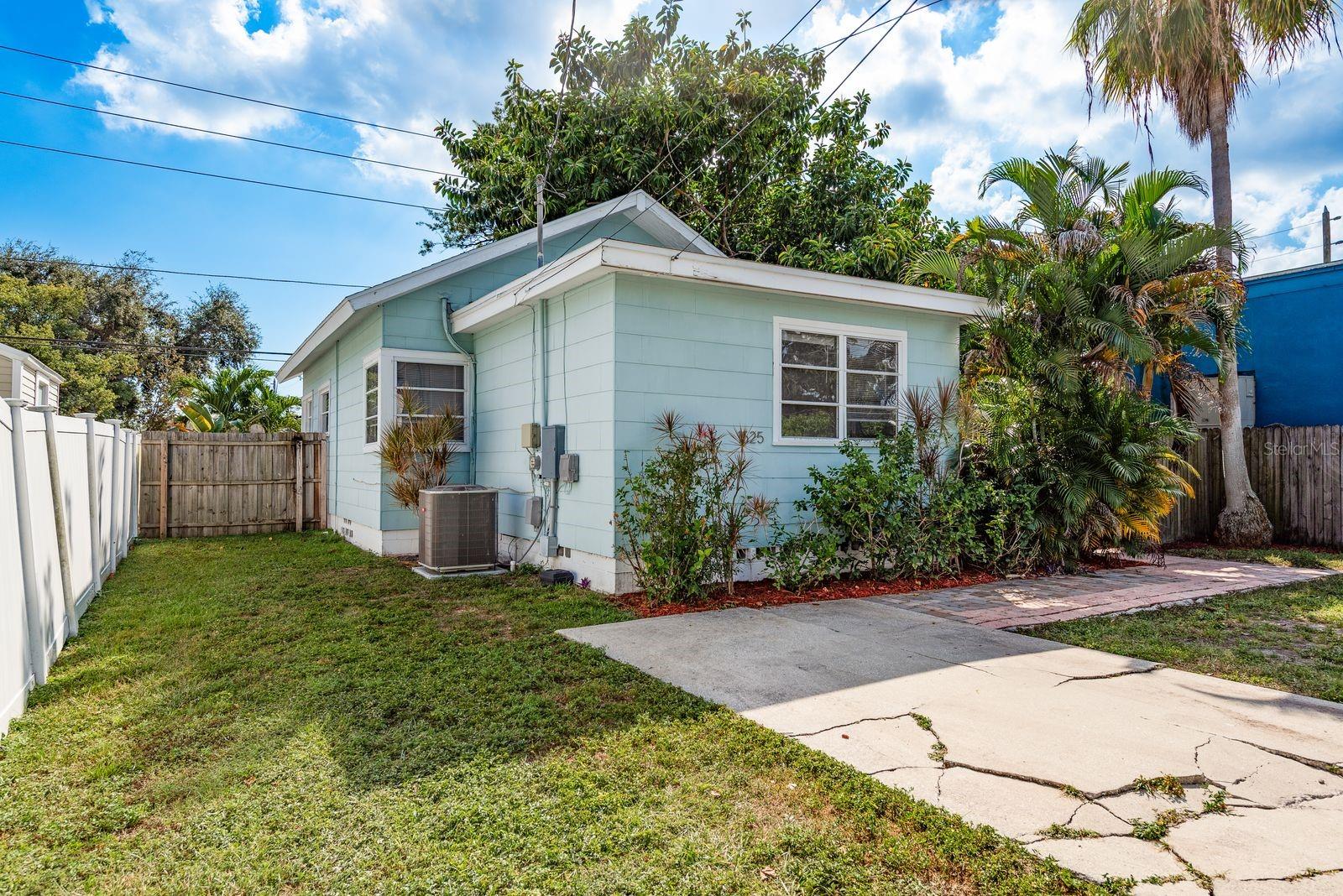 Image 30 of 30 For 1525 38th Avenue N