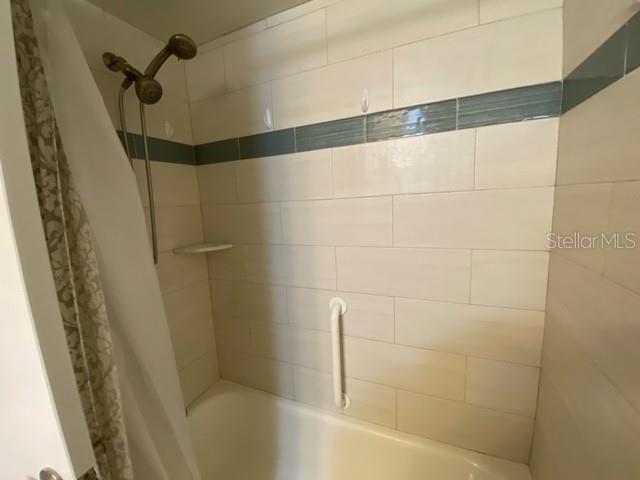 Image 17 of 28 For 3300 Cove Cay Drive 4f