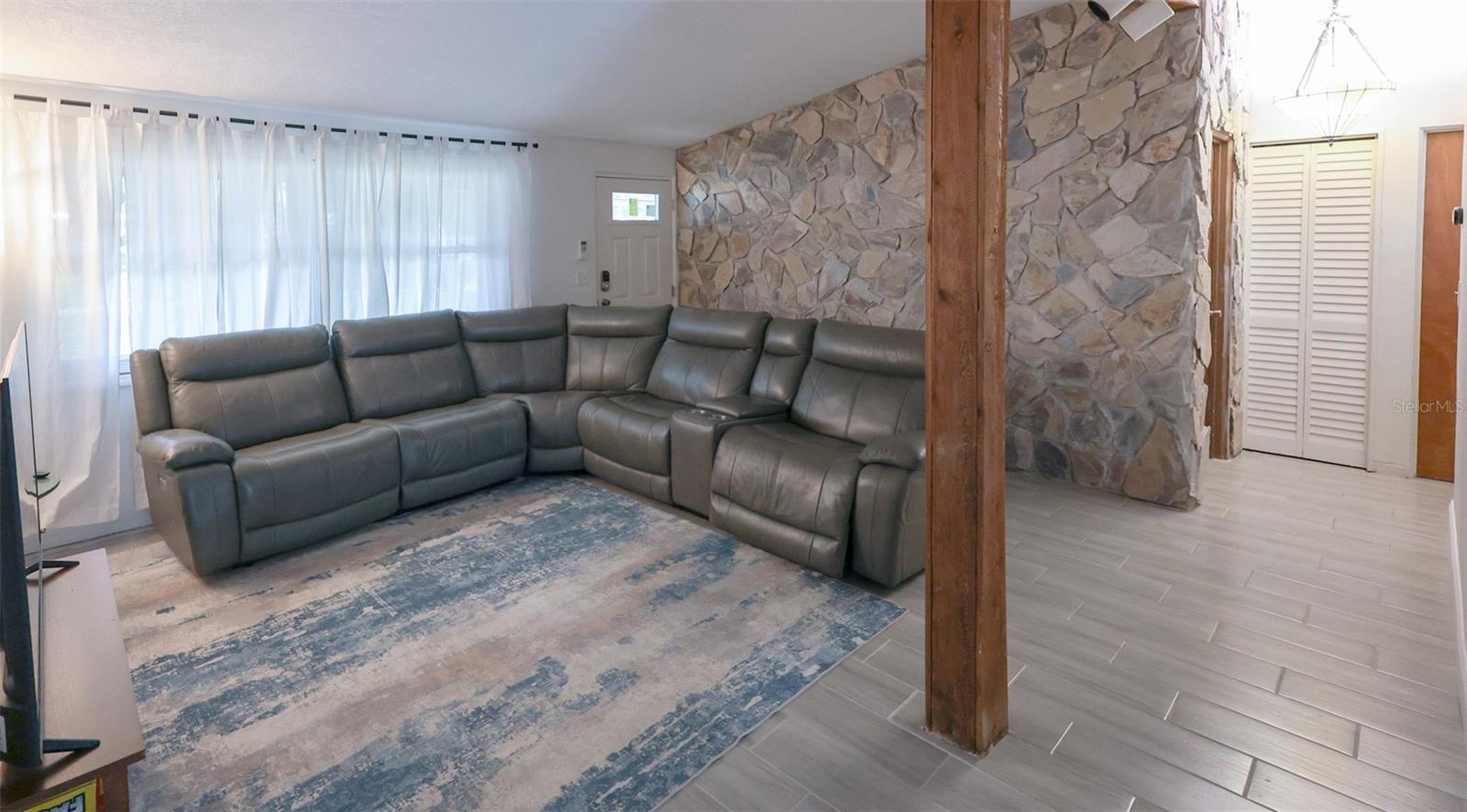 Image 8 of 19 For 2227 Granger Drive