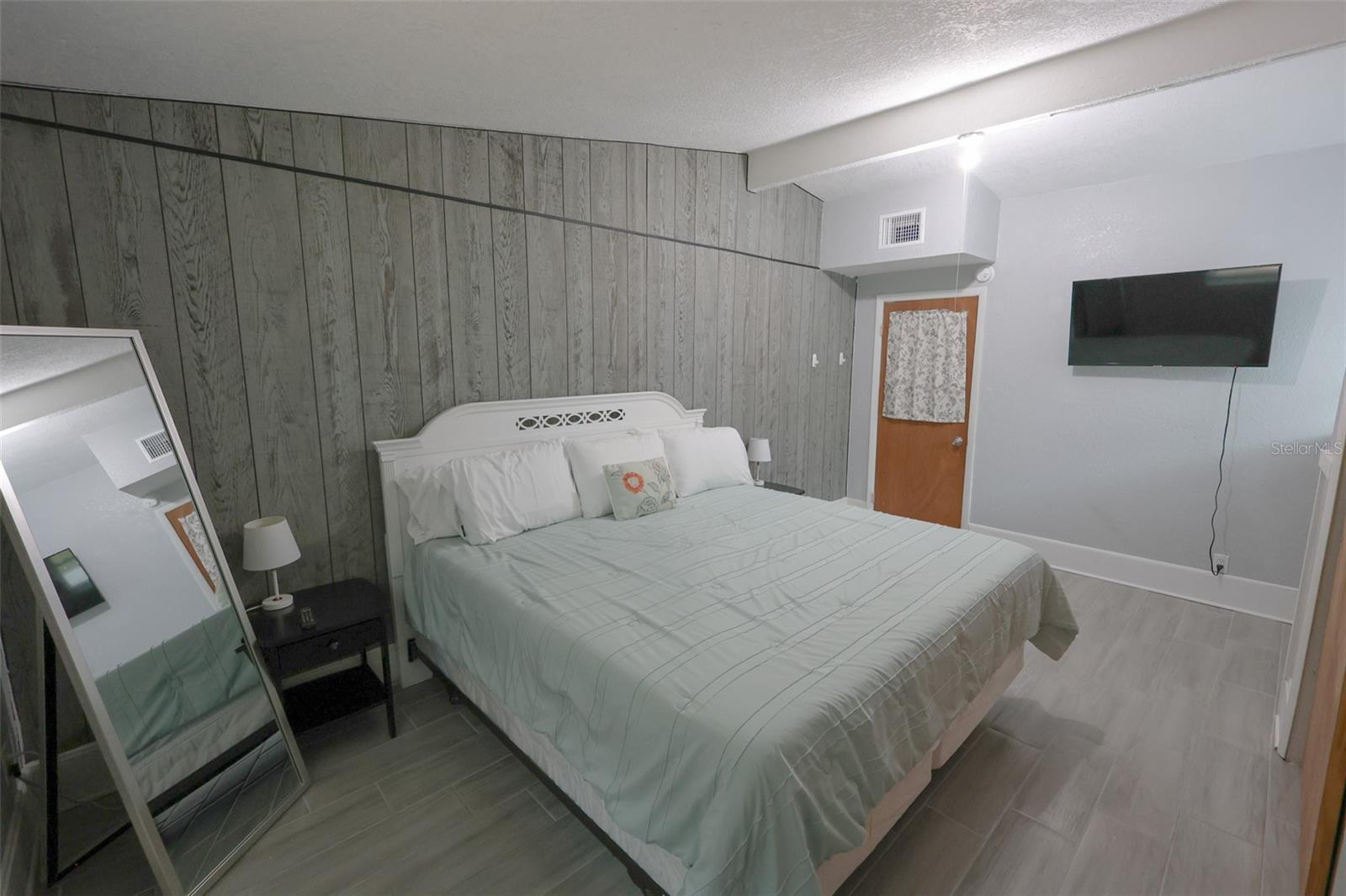 Image 9 of 19 For 2227 Granger Drive