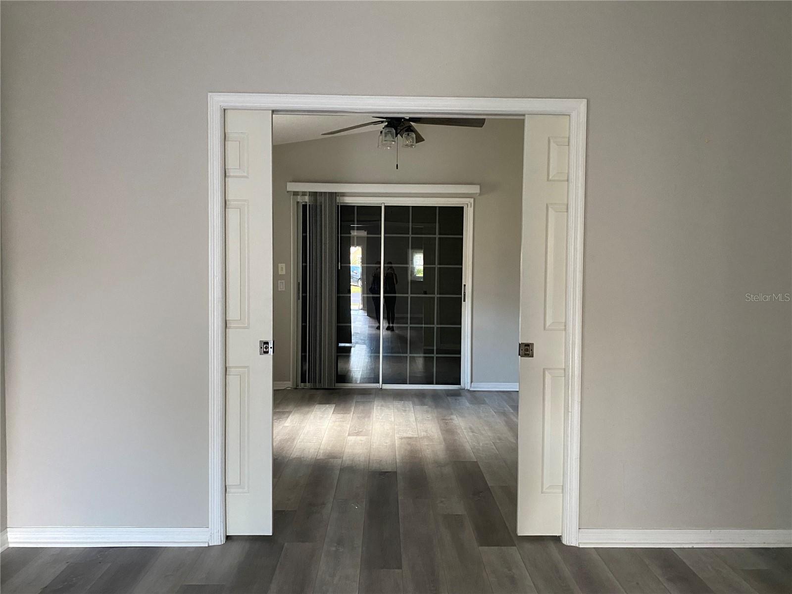 Image 14 of 41 For 37414 Castleberry Drive