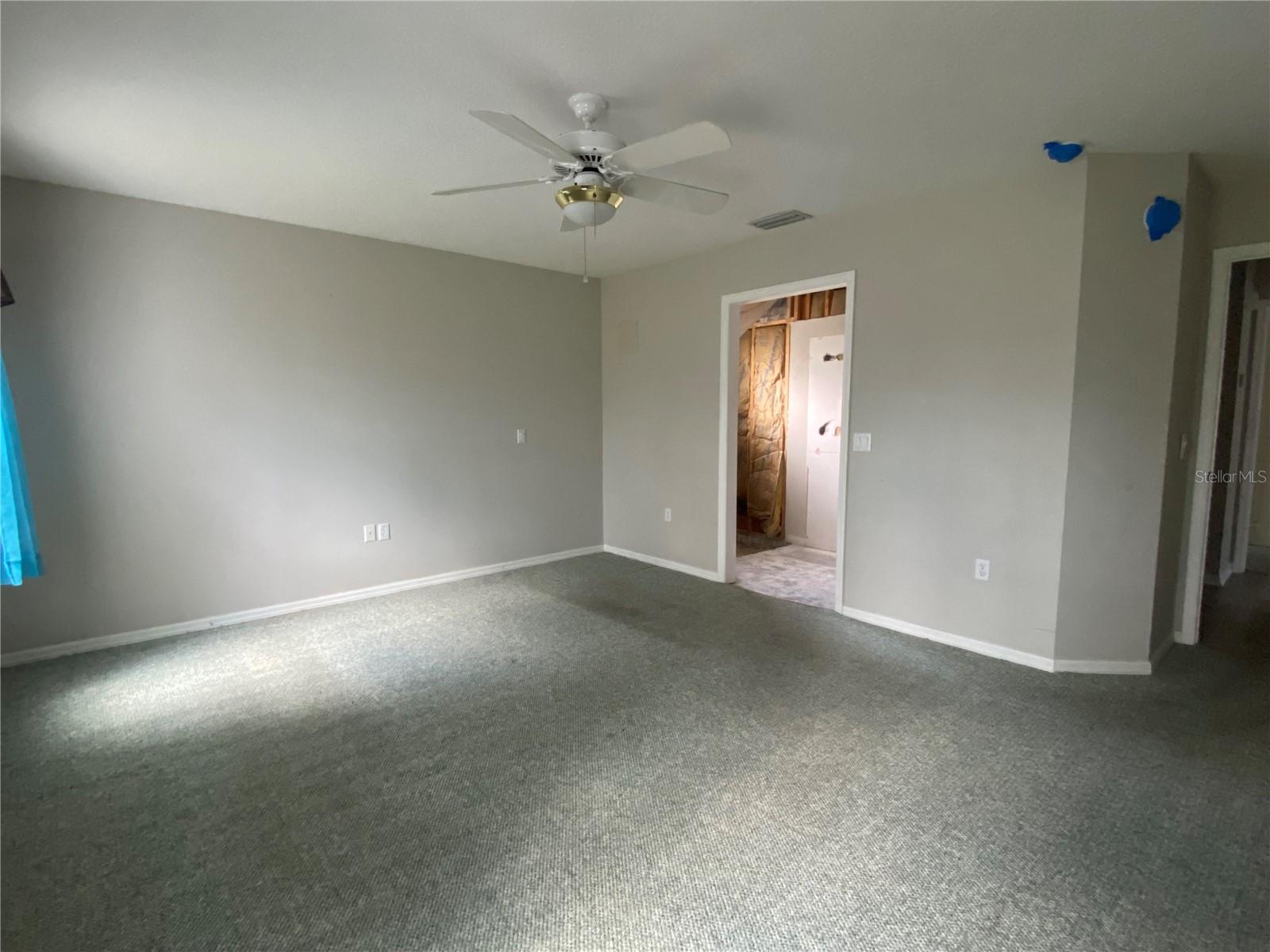 Image 18 of 41 For 37414 Castleberry Drive