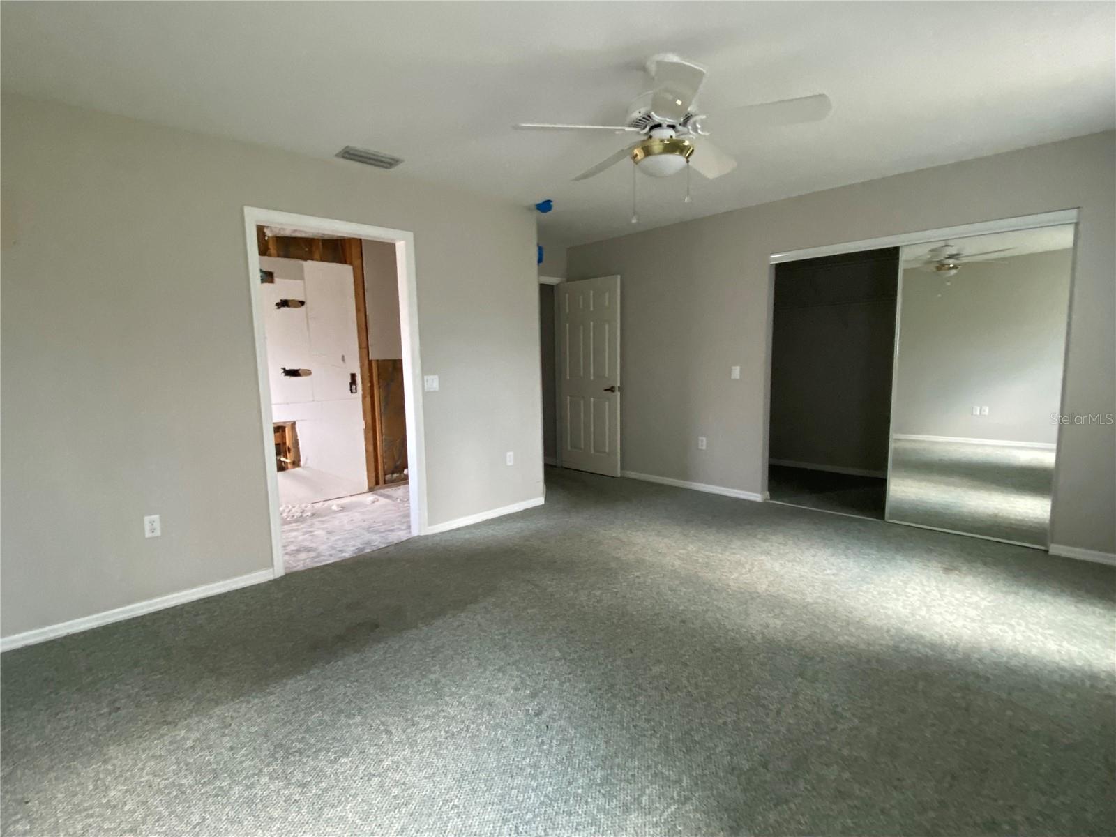 Image 19 of 41 For 37414 Castleberry Drive