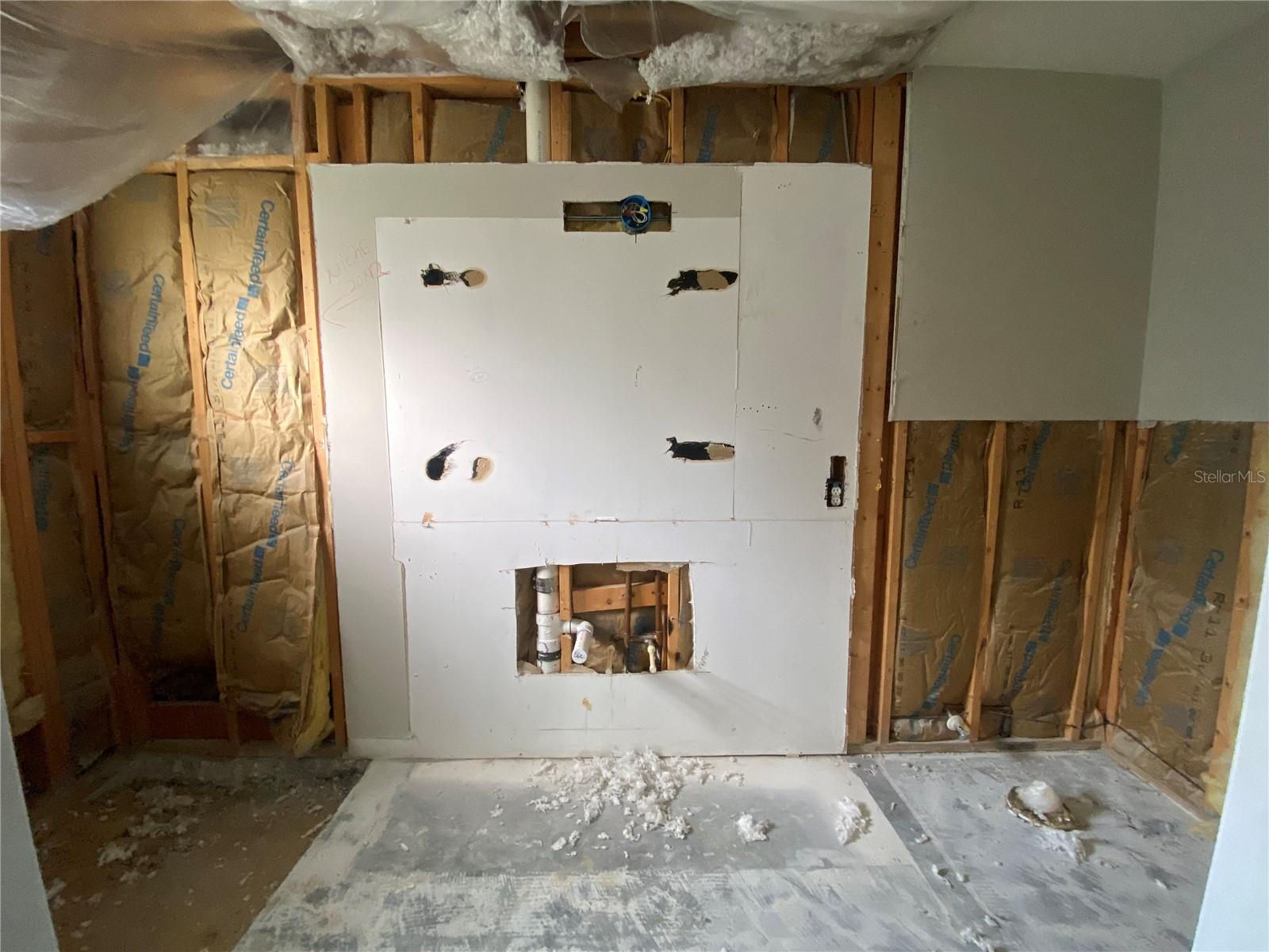 Image 21 of 41 For 37414 Castleberry Drive