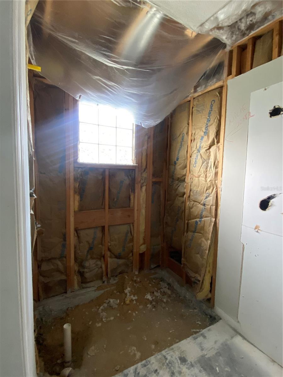 Image 22 of 41 For 37414 Castleberry Drive