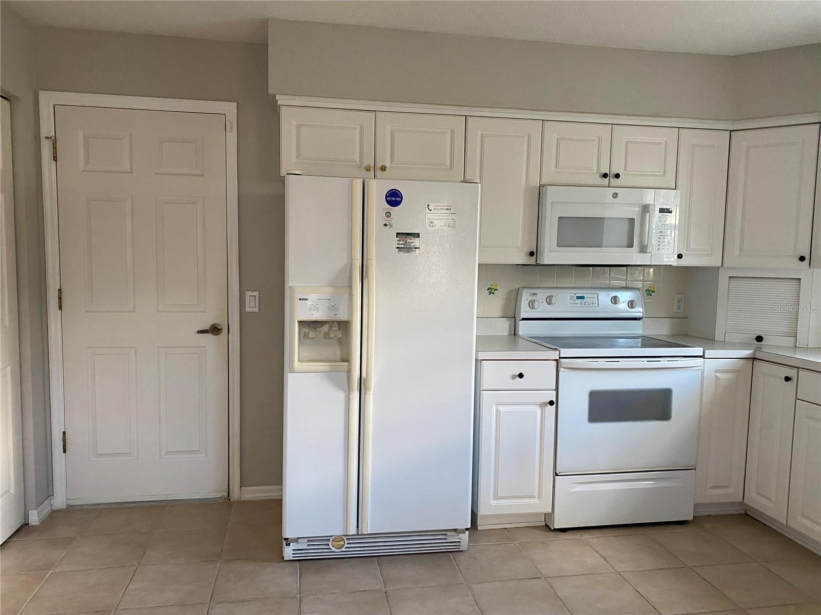 Image 6 of 41 For 37414 Castleberry Drive