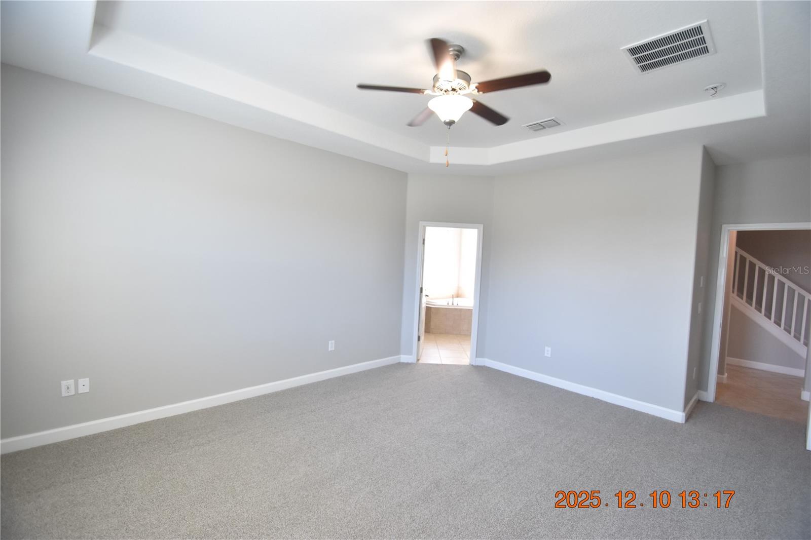 Image 38 of 84 For 14051 Tropical Kingbird Way