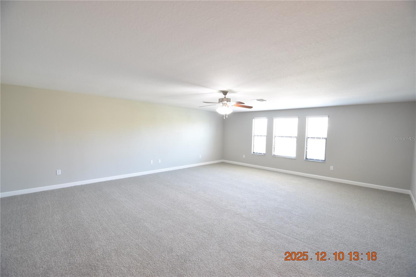 Image 45 of 84 For 14051 Tropical Kingbird Way