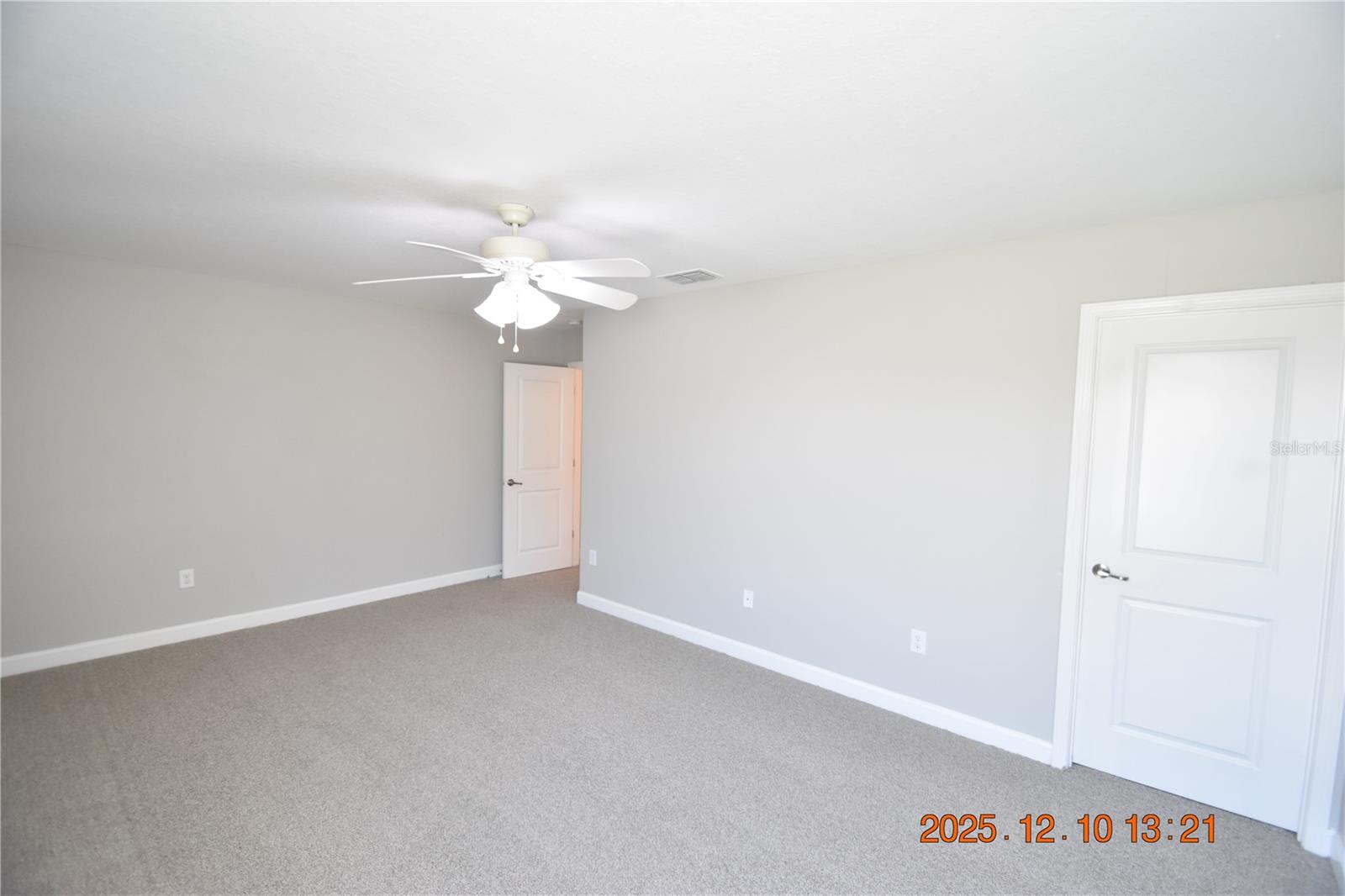 Image 57 of 84 For 14051 Tropical Kingbird Way