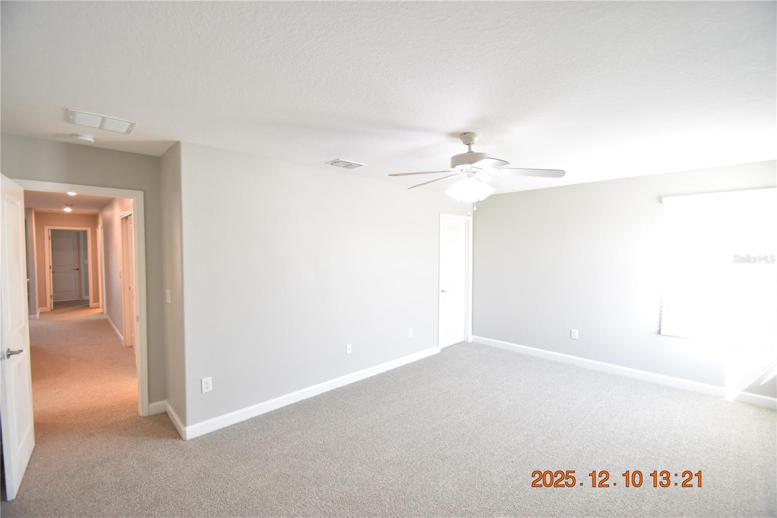 Image 58 of 84 For 14051 Tropical Kingbird Way