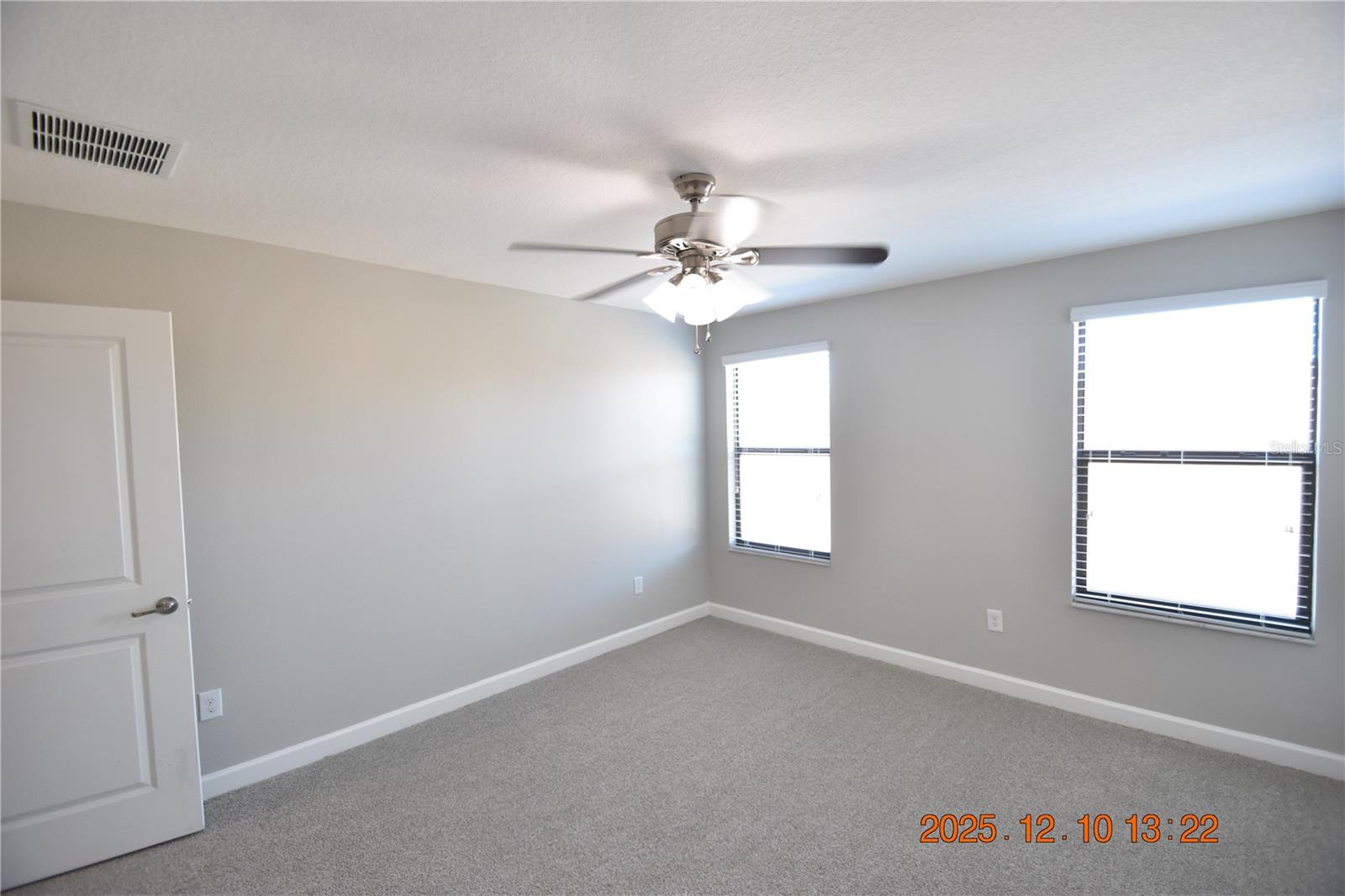 Image 63 of 84 For 14051 Tropical Kingbird Way