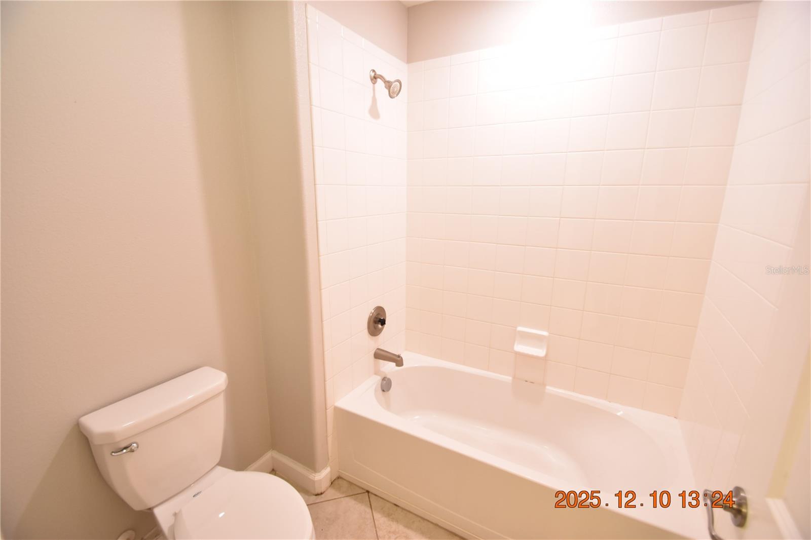 Image 73 of 84 For 14051 Tropical Kingbird Way