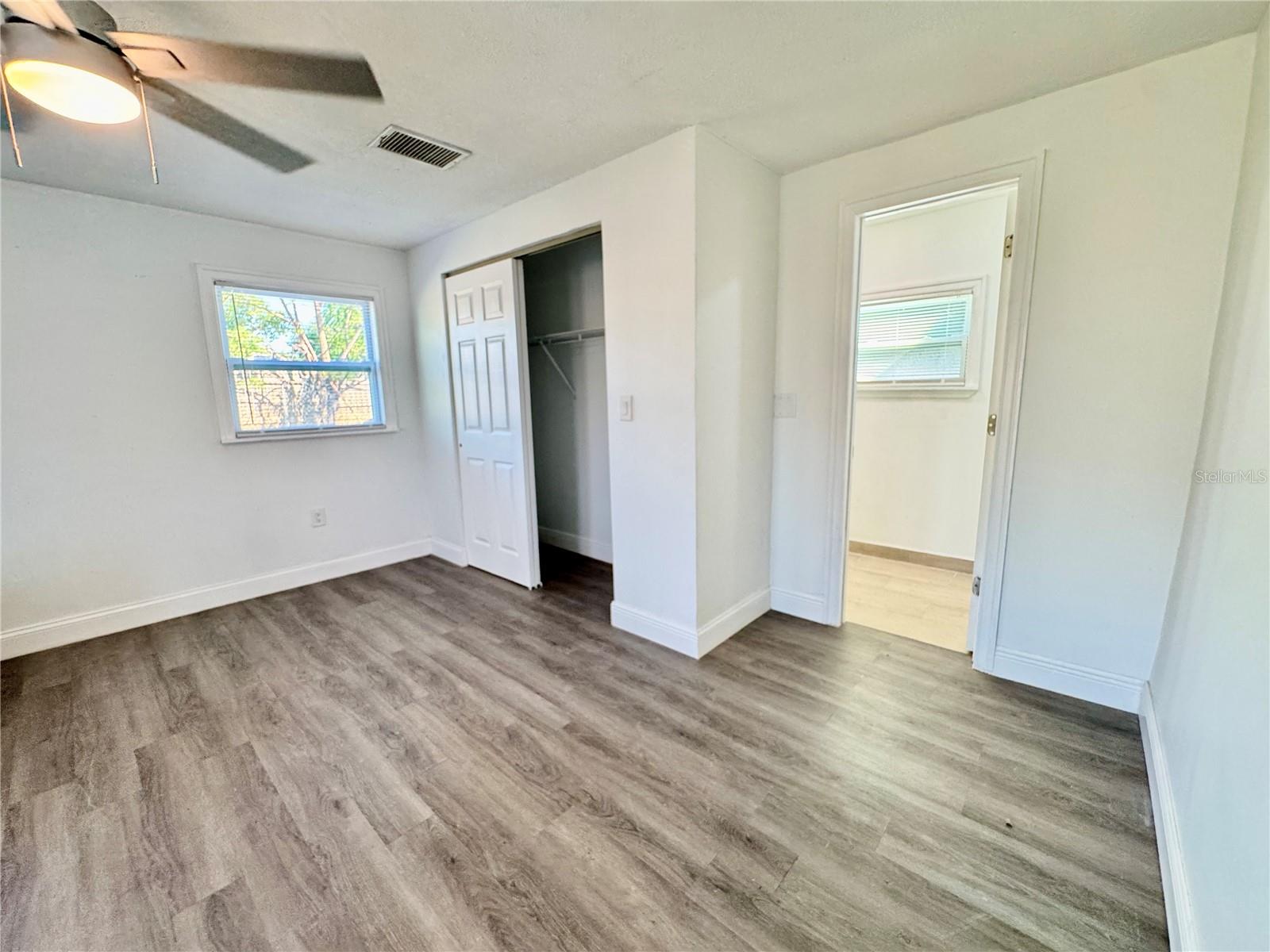 Image 13 of 24 For 1217 Grantwood Avenue