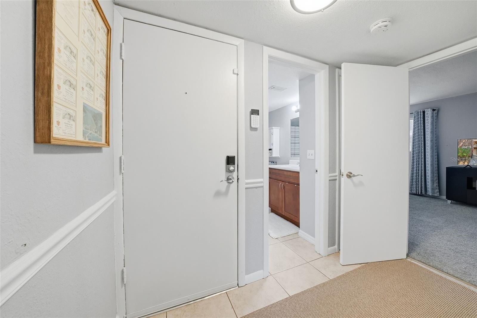 Image 5 of 22 For 10433 Carrollbrook Court 105