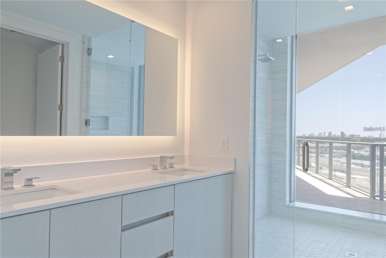 Image 11 of 29 For 5120 Marina Way 9906