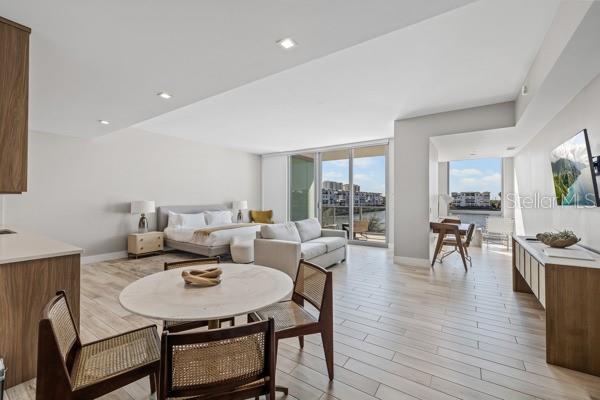 Image 26 of 29 For 5120 Marina Way 9906